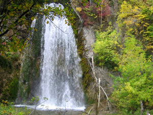 Spearfish Canyon - Spearfish Falls