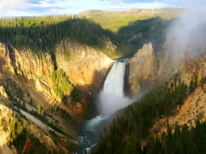 Yellowstone National Park - Yellowstone Falls