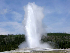 Yellowstone National Park - Old Faithful